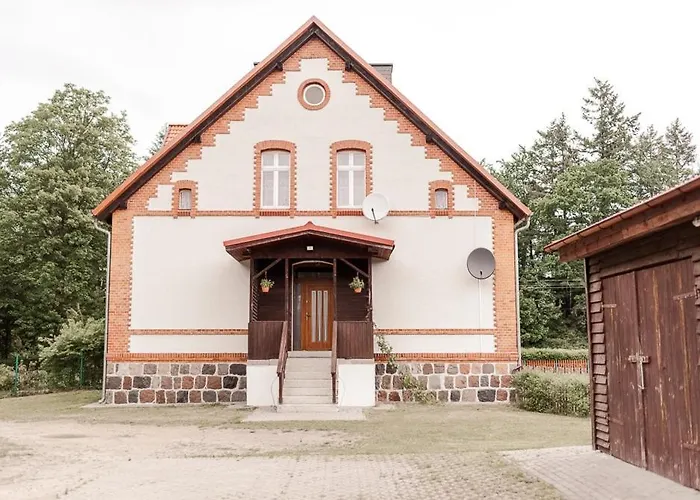 Lesniczowka Golebia Gora Daire